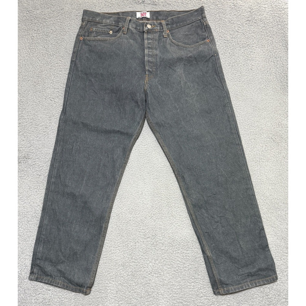 Vintage Made in USA Levis 501 Straight Leg Button Fly Jeans Measure 36x30 Gray